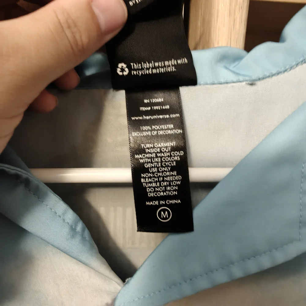 Her Universe Spirited Away Button Down Shirt - Light Blue and Red - Picture 3 of 4